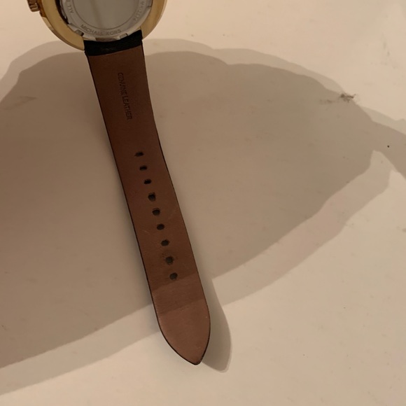 Michael Kors Black Leather Watch - Picture 9 of 11